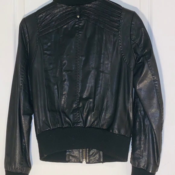 Leather jacket - Picture 2 of 4
